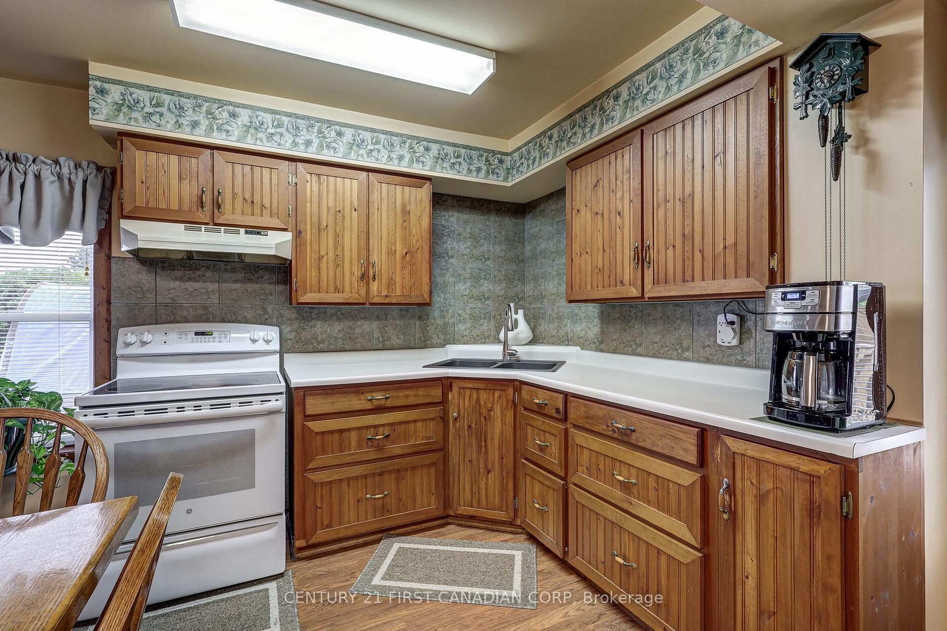 Photo 19 of 45687 Fruit Ridge Line, Central Elgin, Rural Central Elgin — HOMEH