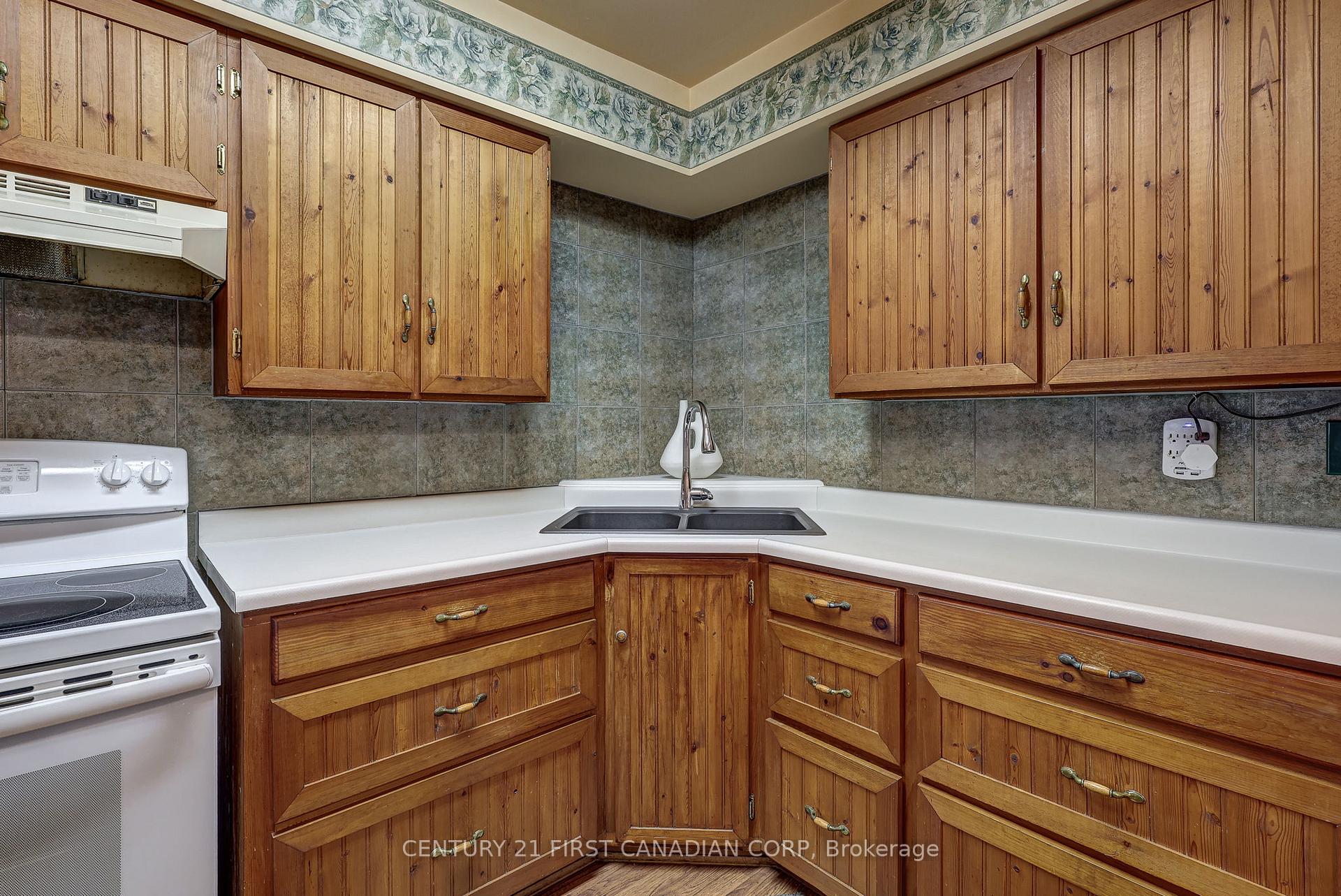 Photo 20 of 45687 Fruit Ridge Line, Central Elgin, Rural Central Elgin — HOMEH