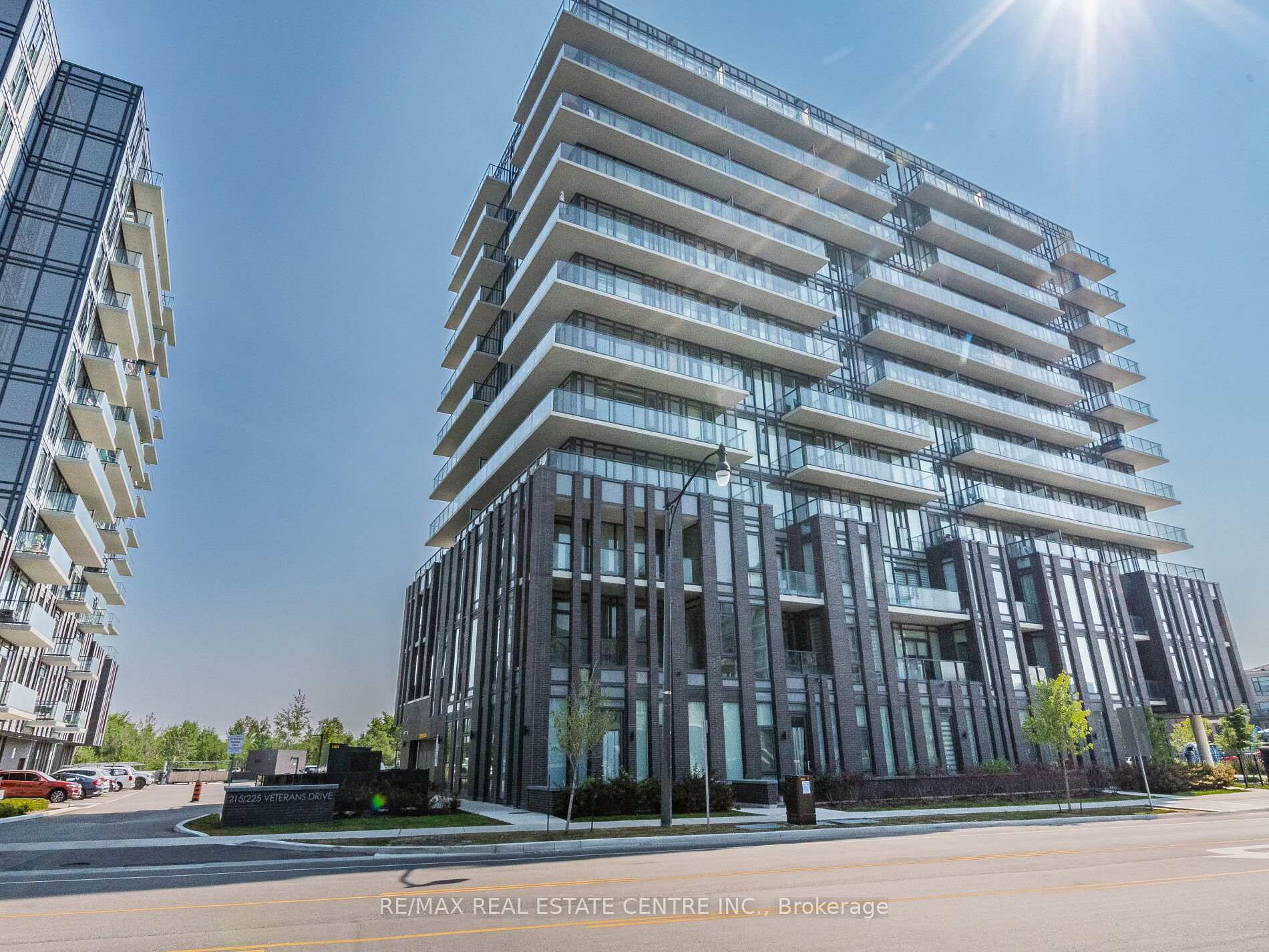 Photo 2 of Unit 211, 215 Veterans Drive, Brampton, Northwest Brampton — HOMEH