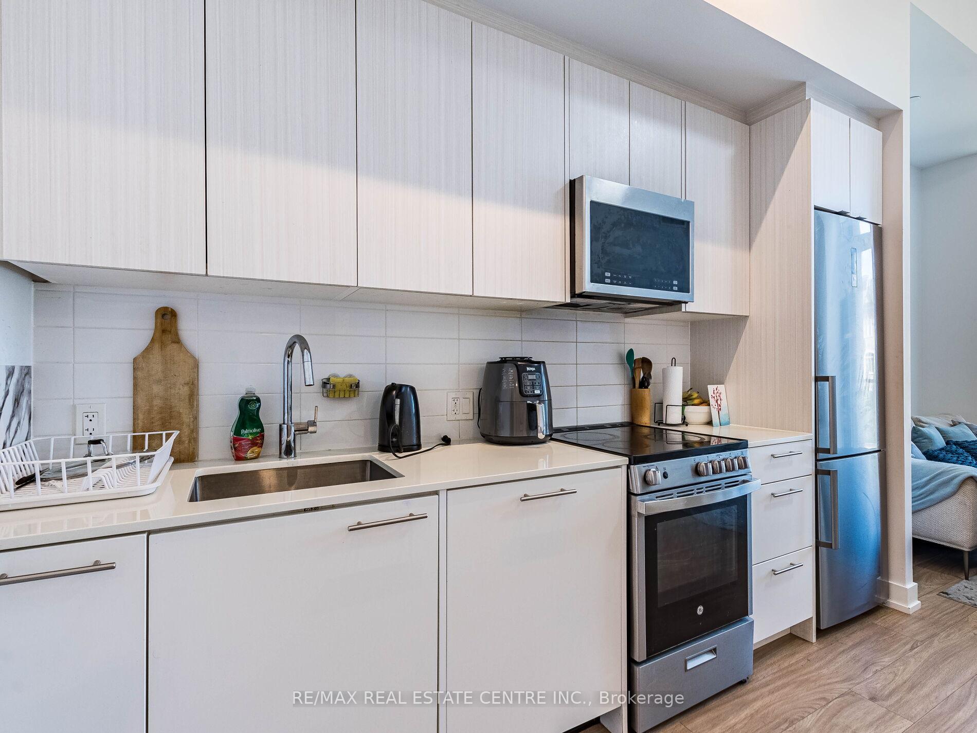 Photo 26 of Unit 211, 215 Veterans Drive, Brampton, Northwest Brampton — HOMEH