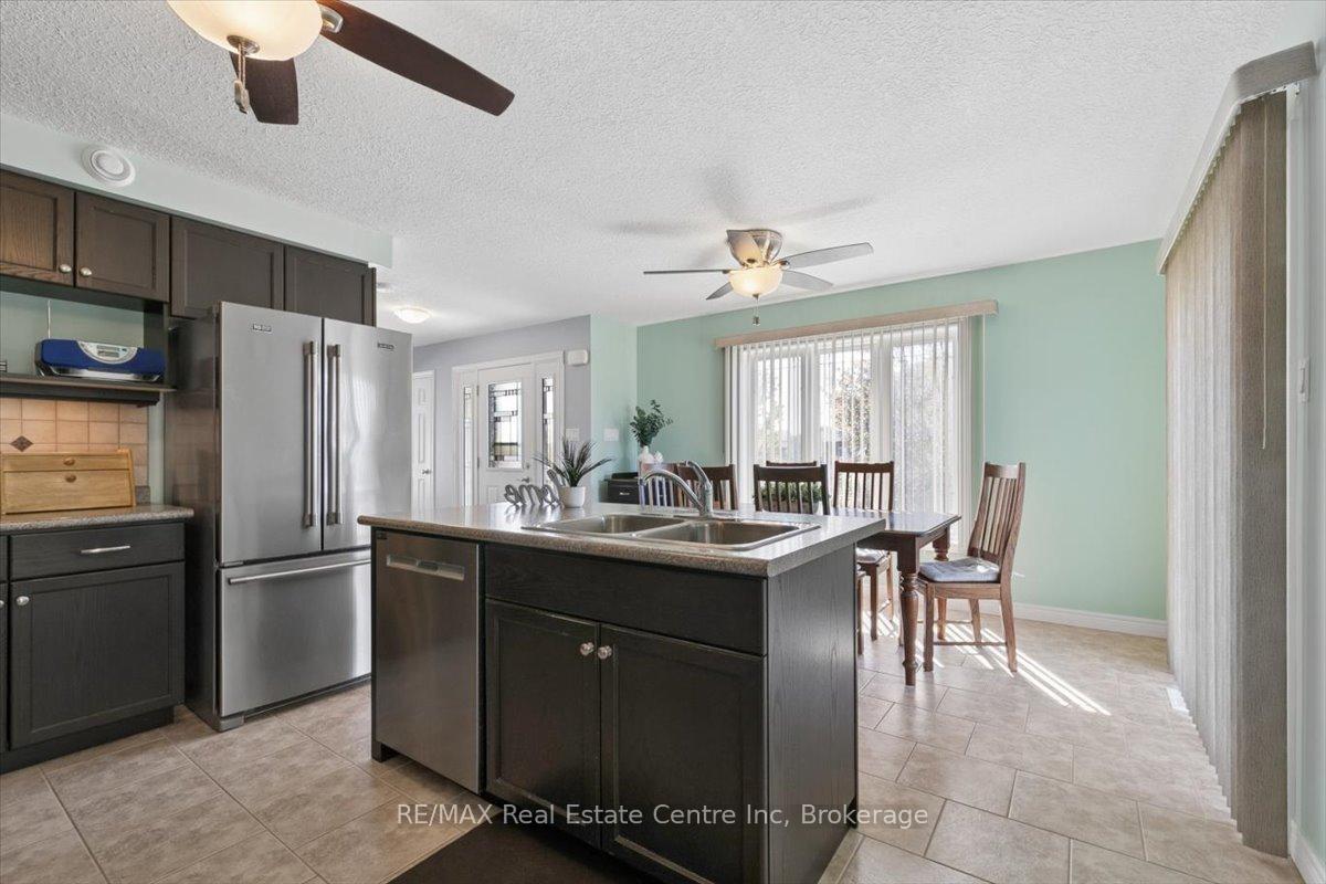 Photo 17 of 128 Ingram Drive, Guelph, Victoria North — HOMEH