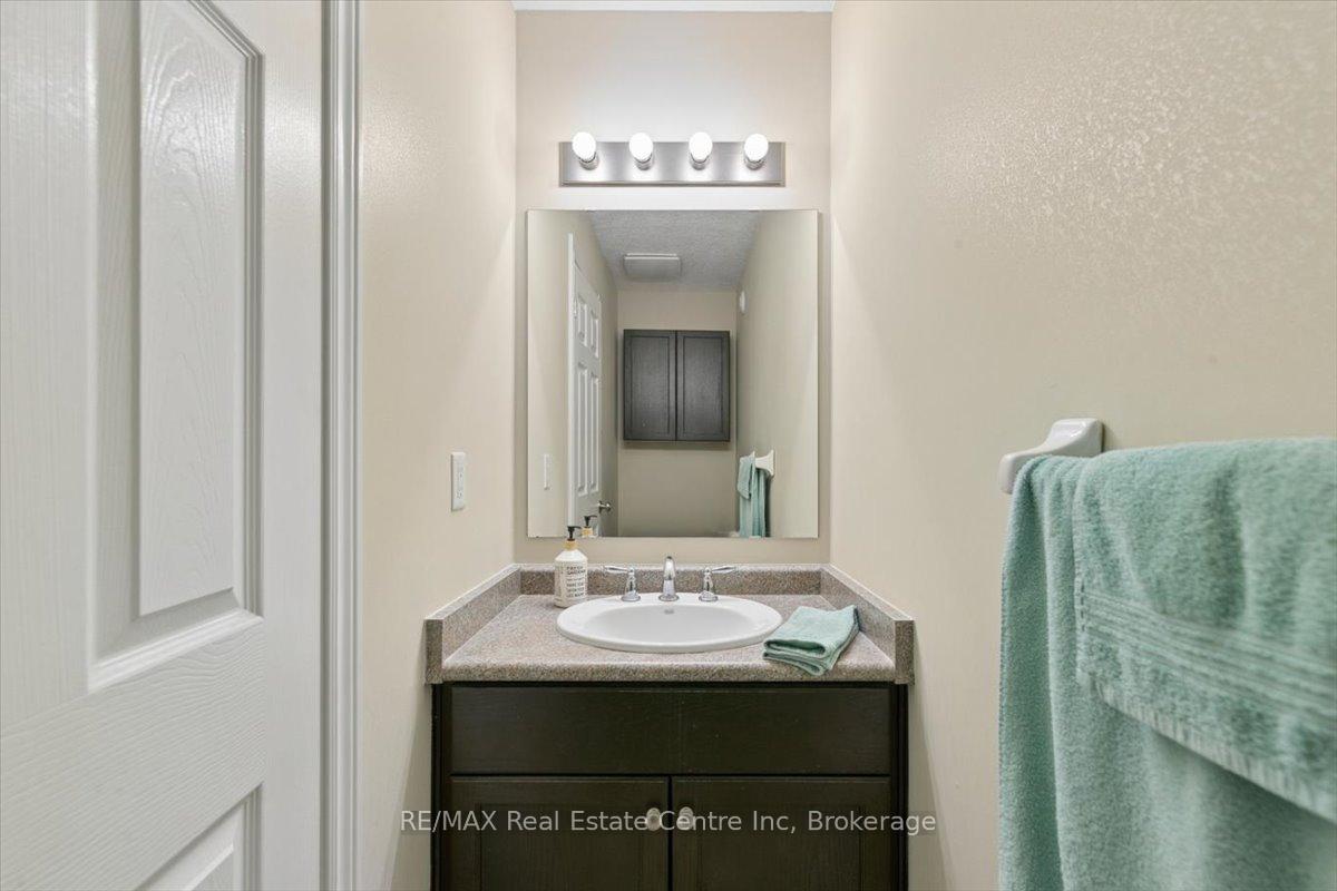 Photo 21 of 128 Ingram Drive, Guelph, Victoria North — HOMEH