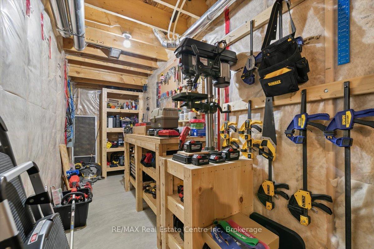 Photo 34 of 128 Ingram Drive, Guelph, Victoria North — HOMEH