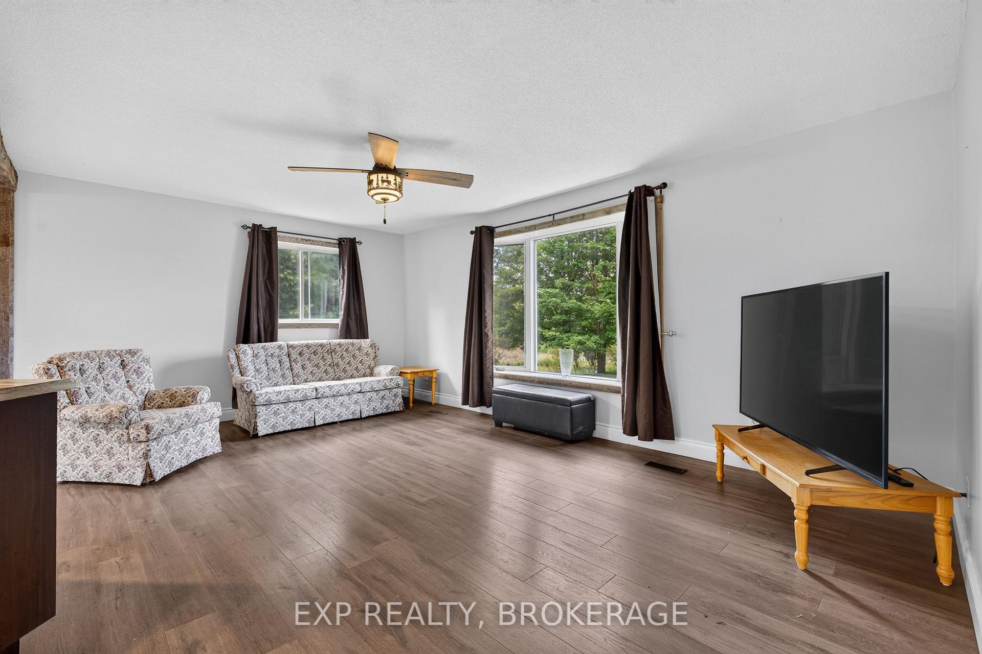 Photo 10 of 9009 Perth Road, Rideau Lakes, Rideau Lakes (North Crosby) Twp — HOMEH