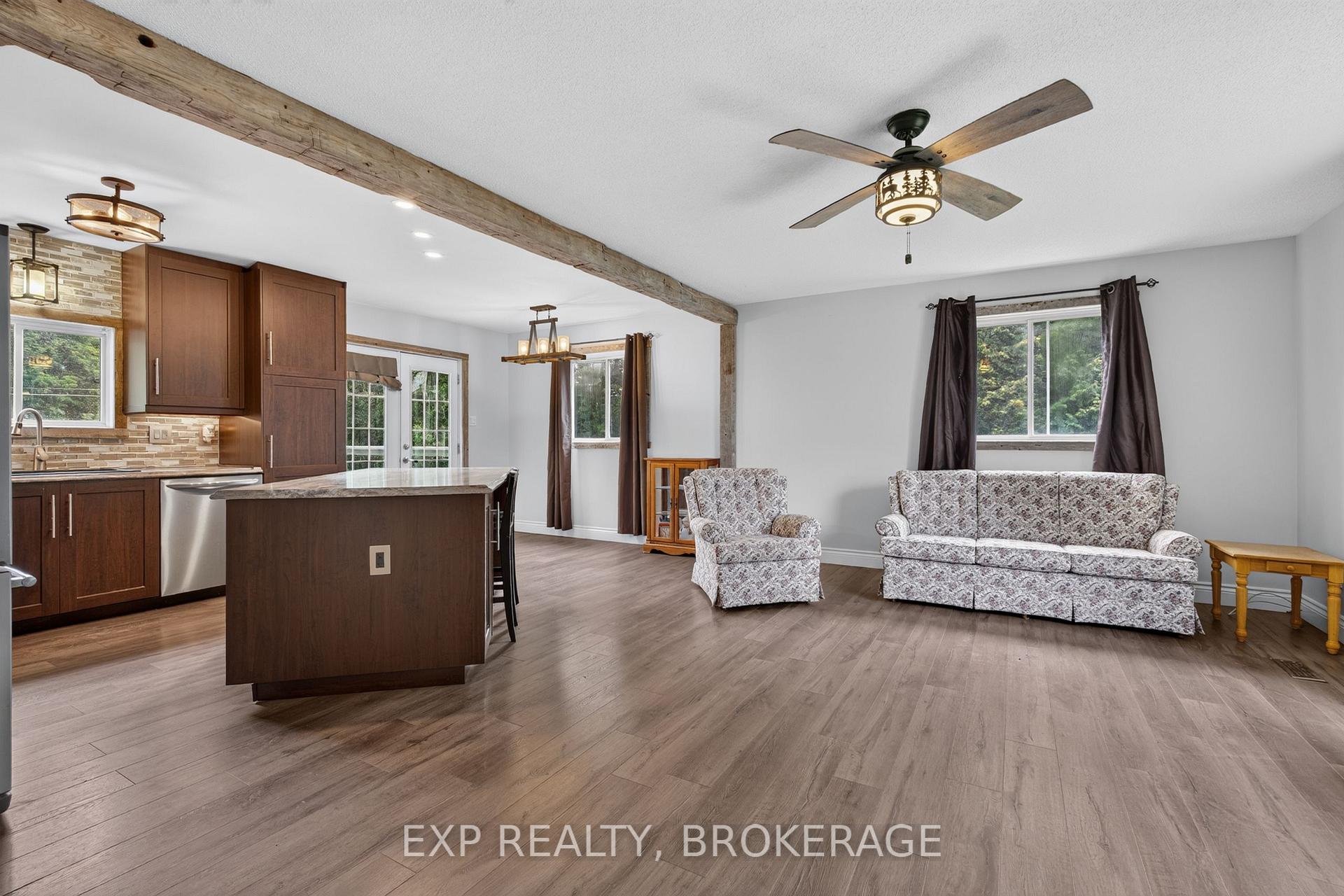 Photo 11 of 9009 Perth Road, Rideau Lakes, Rideau Lakes (North Crosby) Twp — HOMEH