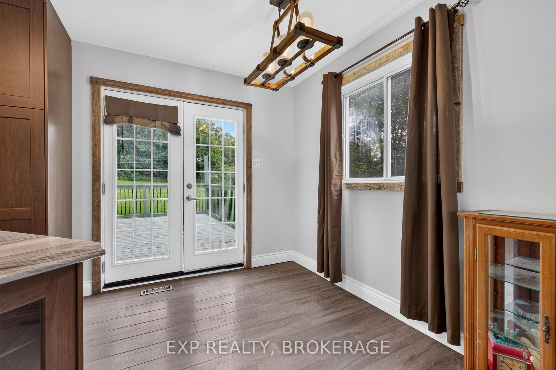 Photo 7 of 9009 Perth Road, Rideau Lakes, Rideau Lakes (North Crosby) Twp — HOMEH
