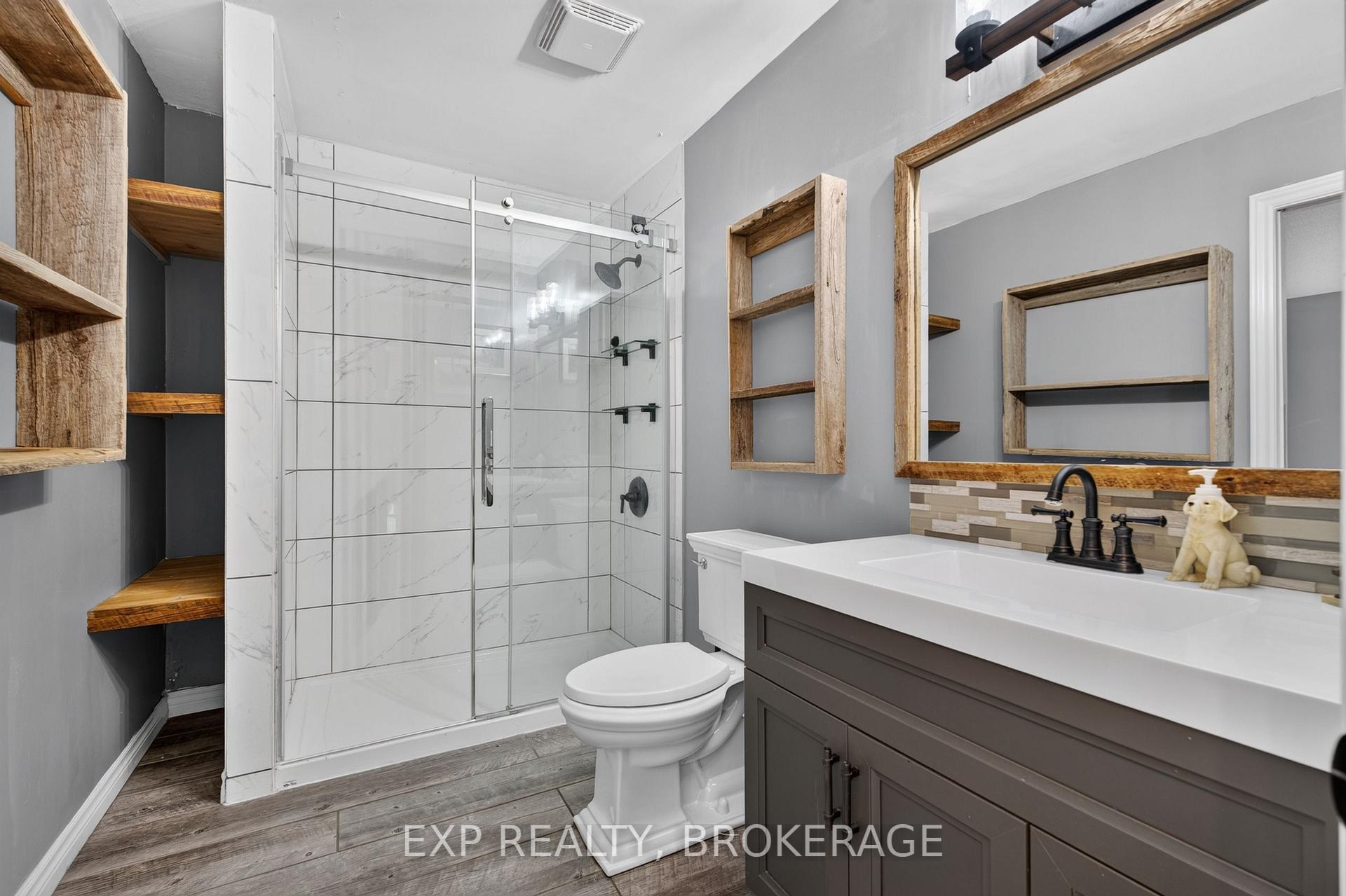 Photo 13 of 9009 Perth Road, Rideau Lakes, Rideau Lakes (North Crosby) Twp — HOMEH
