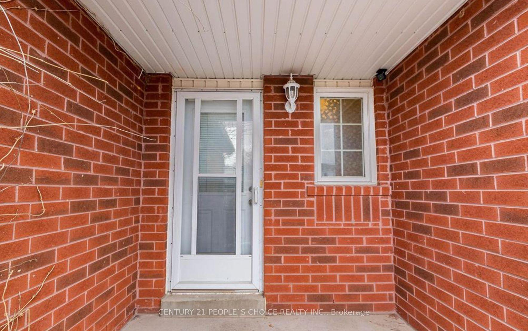 Photo 2 of 186 Pickett Crescent, Barrie, Painswick North — HOMEH