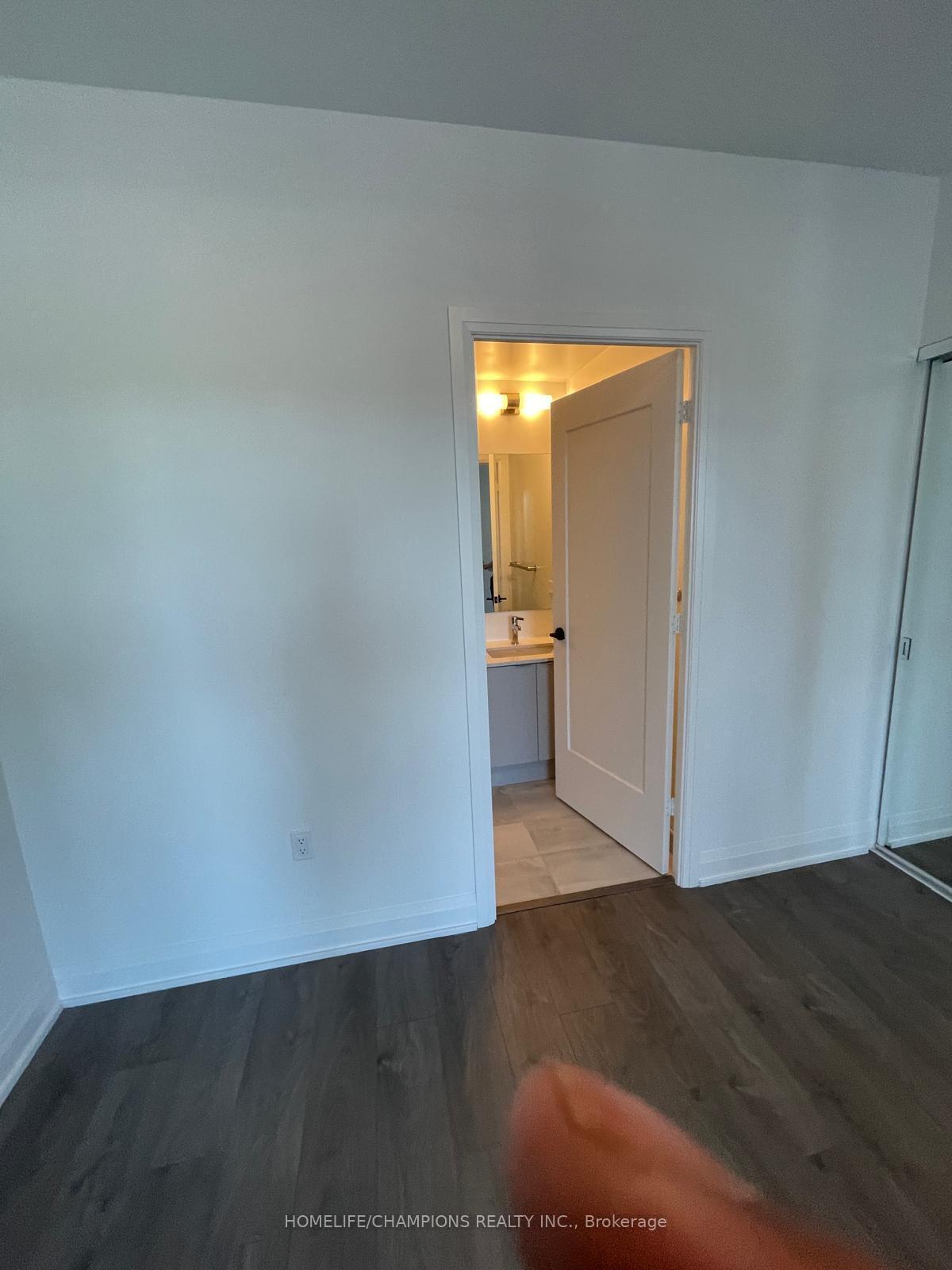 Photo 15 of Unit 5, 60 George Butchart Drive, North York, Downsview-Roding-CFB — HOMEH