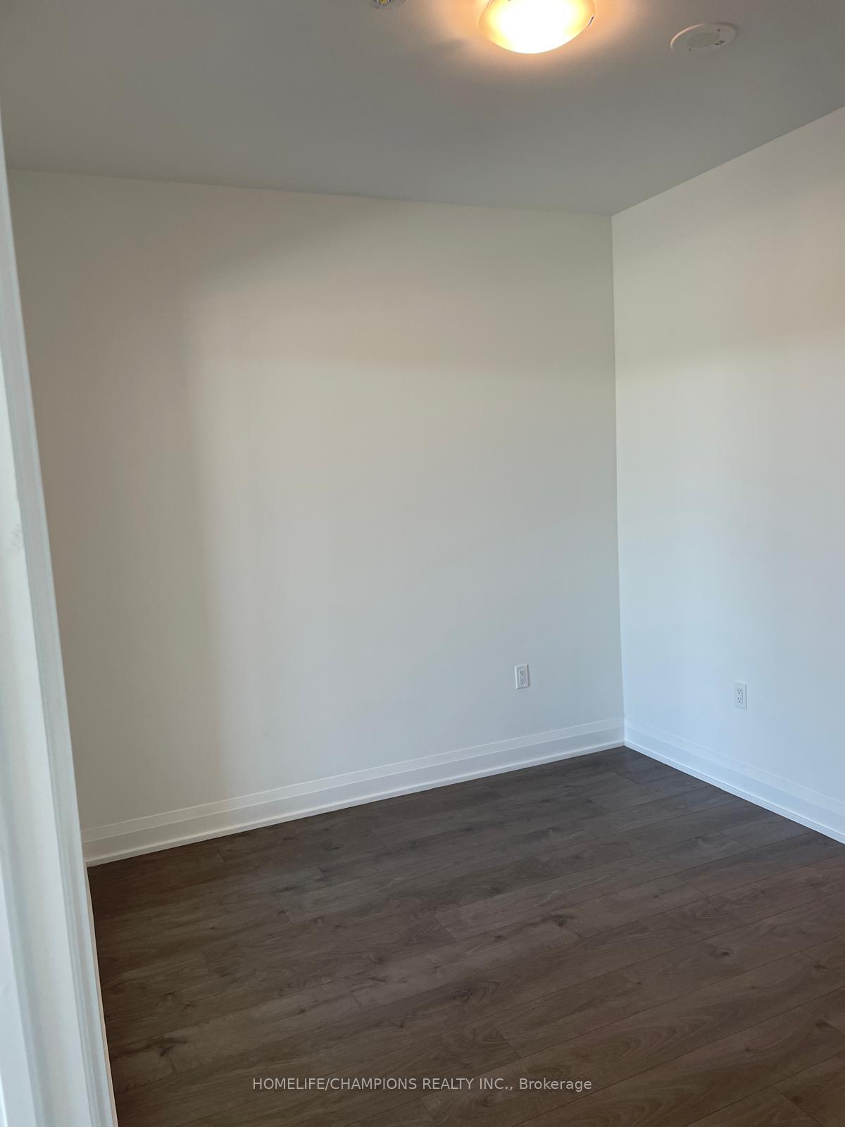 Photo 16 of Unit 5, 60 George Butchart Drive, North York, Downsview-Roding-CFB — HOMEH
