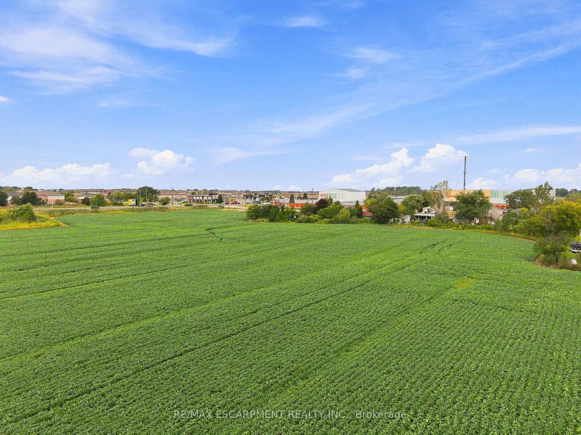 Photo 13 of 2 Highland Road, Hamilton, Stoney Creek — HOMEH