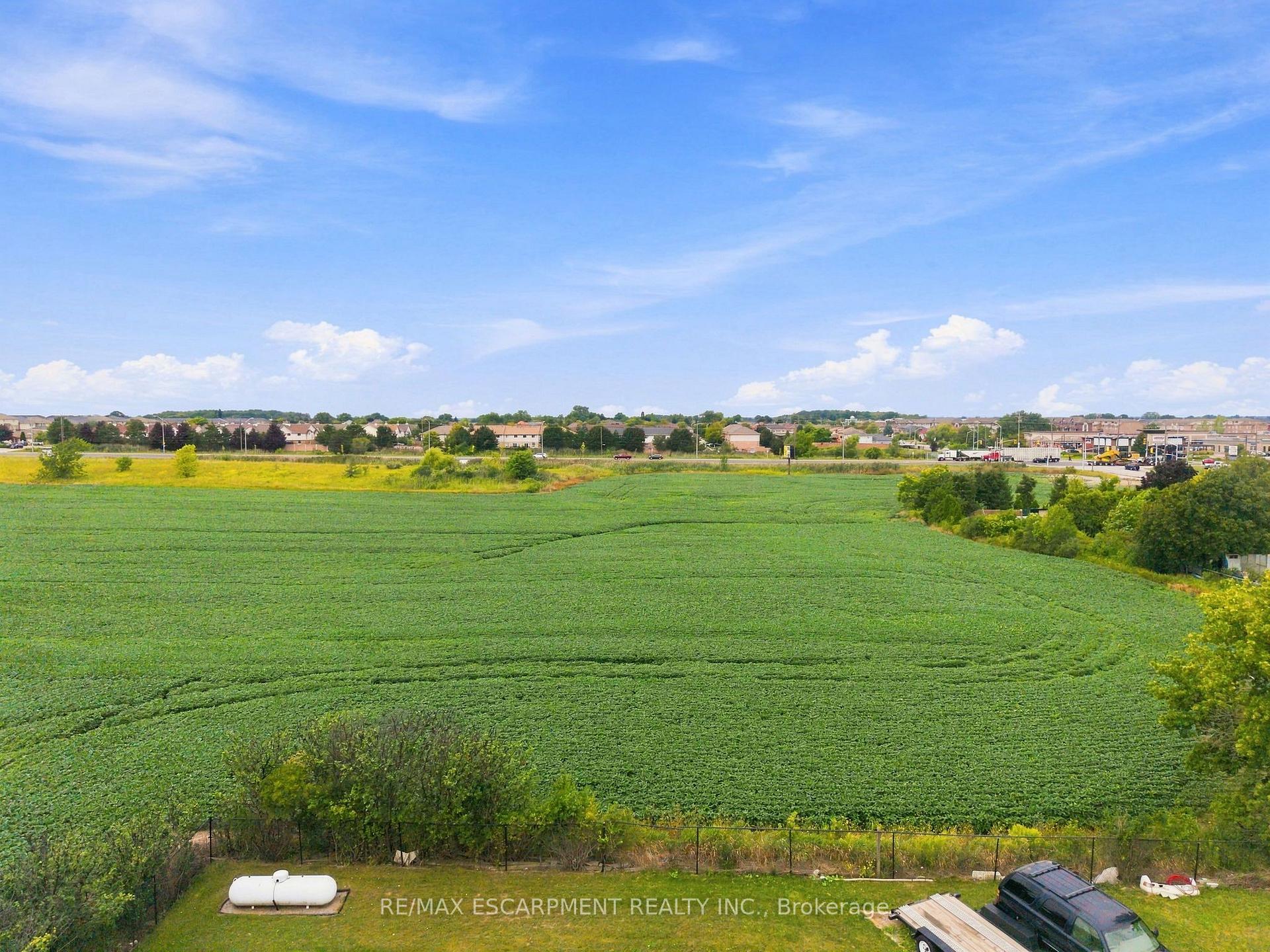 Photo 14 of 2 Highland Road, Hamilton, Stoney Creek — HOMEH