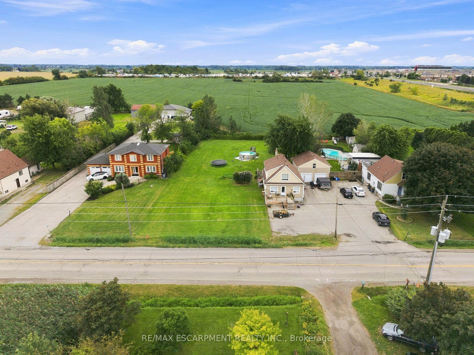 Photo 18 of 2 Highland Road, Hamilton, Stoney Creek — HOMEH