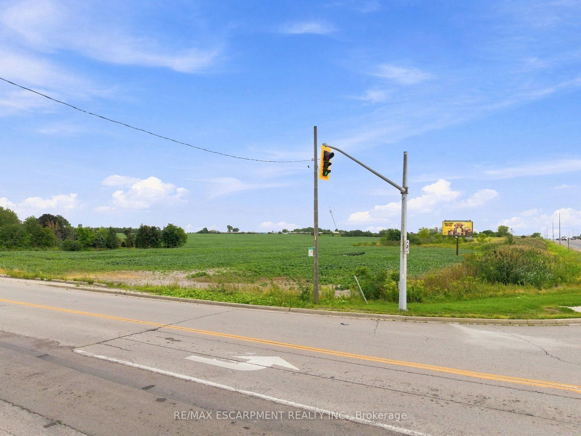 Photo 22 of 2 Highland Road, Hamilton, Stoney Creek — HOMEH