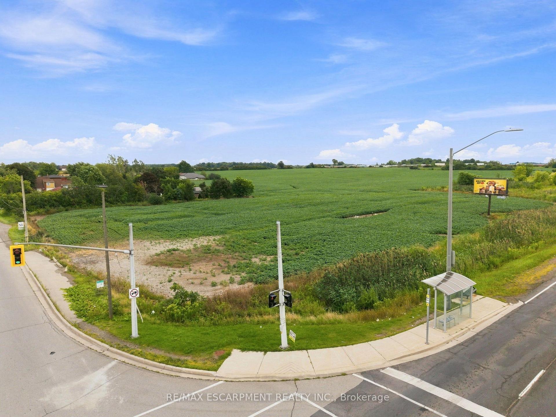 Photo 25 of 2 Highland Road, Hamilton, Stoney Creek — HOMEH