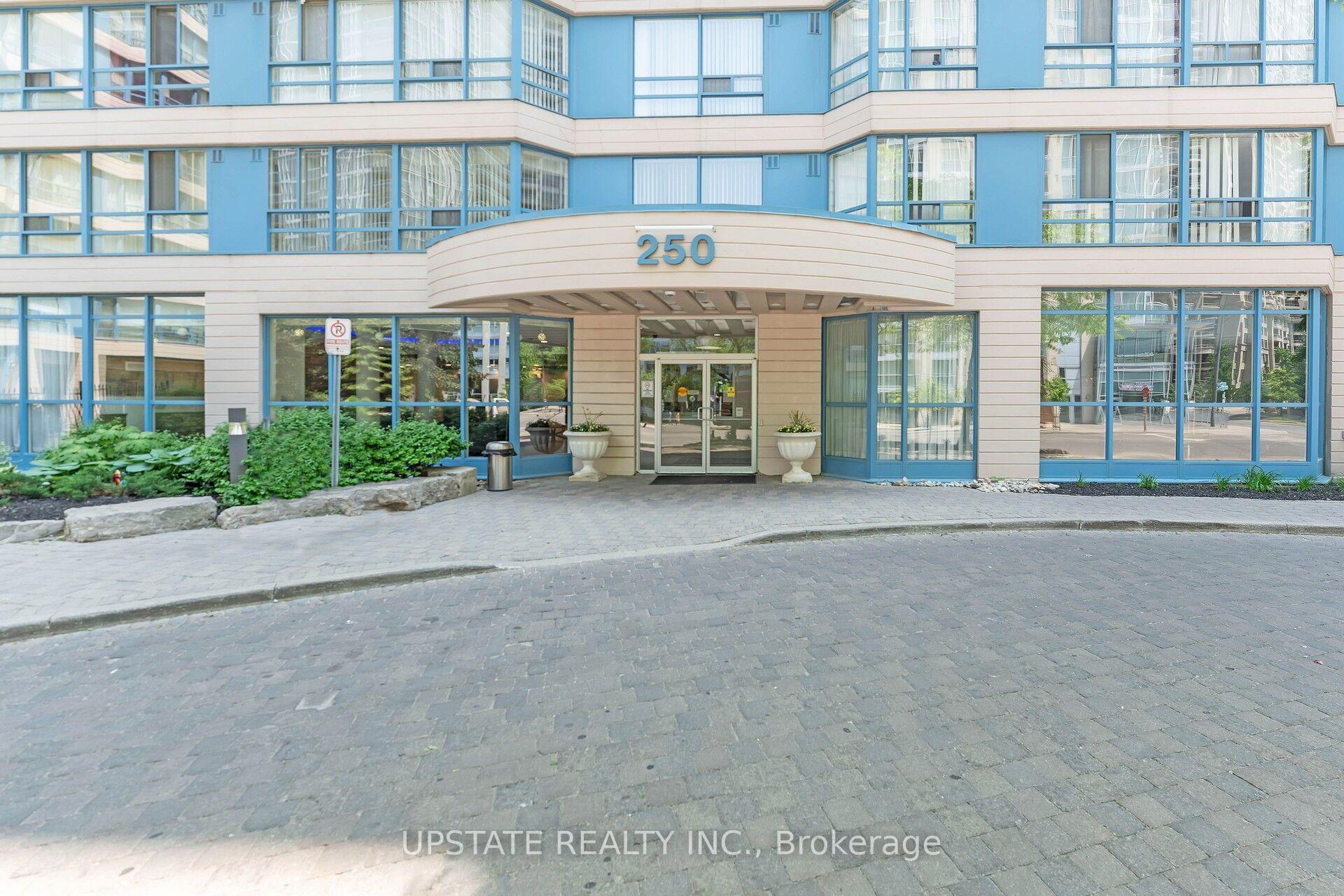 Photo 4 of Unit 1607, 250 Webb Drive, Mississauga, City Centre — HOMEH
