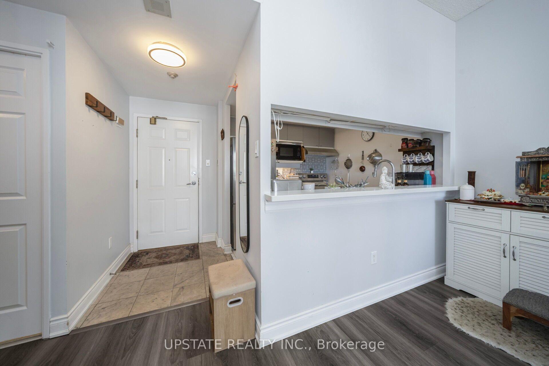 Photo 10 of Unit 1607, 250 Webb Drive, Mississauga, City Centre — HOMEH