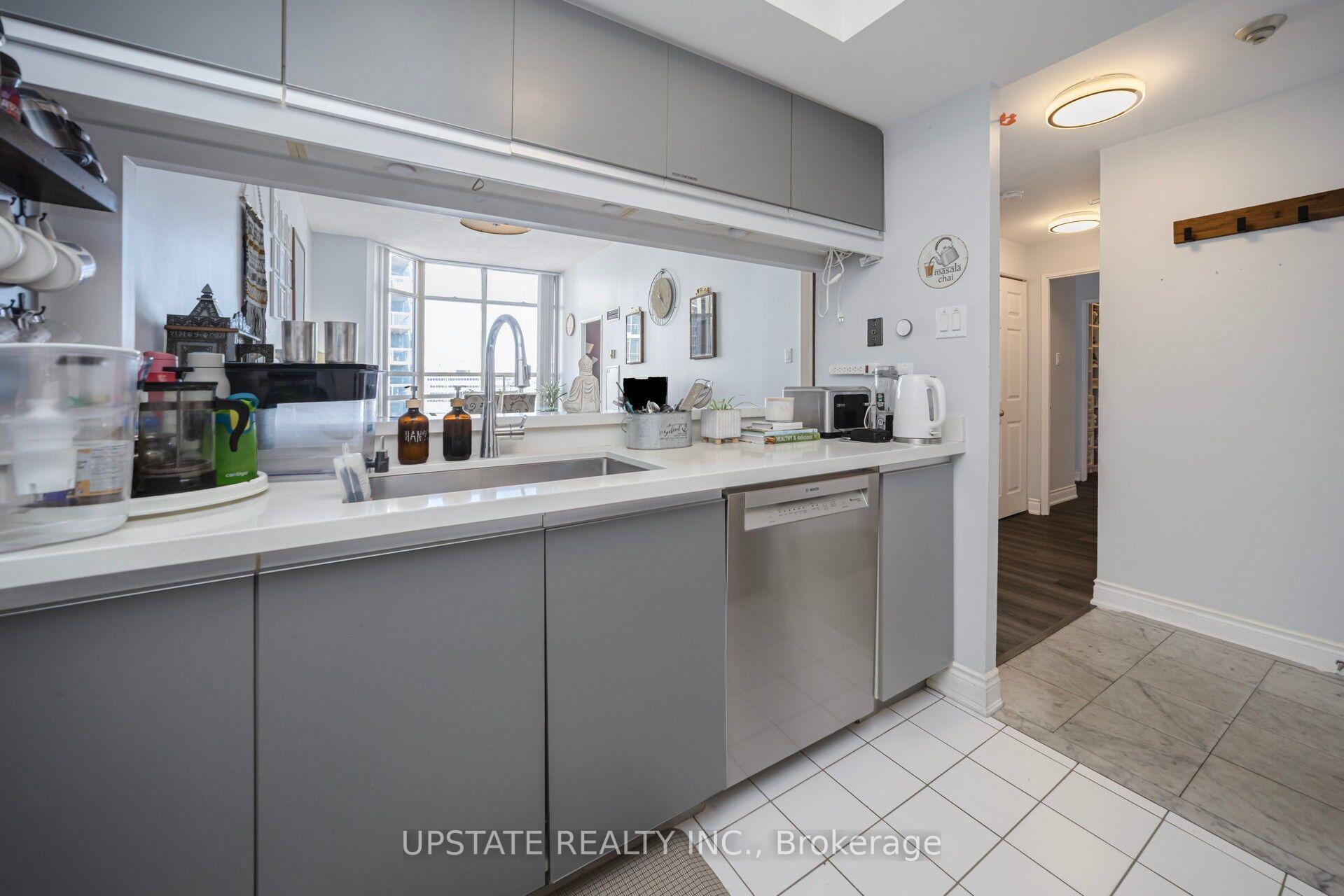 Photo 22 of Unit 1607, 250 Webb Drive, Mississauga, City Centre — HOMEH
