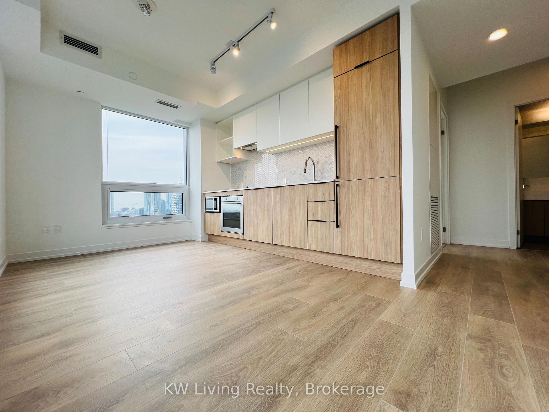 Photo 2 of Unit 4203, 82 Dalhousie Street, Toronto, Church-Yonge Corridor — HOMEH