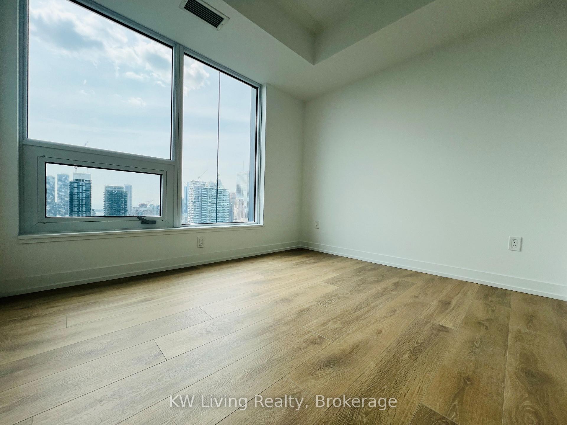 Photo 5 of Unit 4203, 82 Dalhousie Street, Toronto, Church-Yonge Corridor — HOMEH