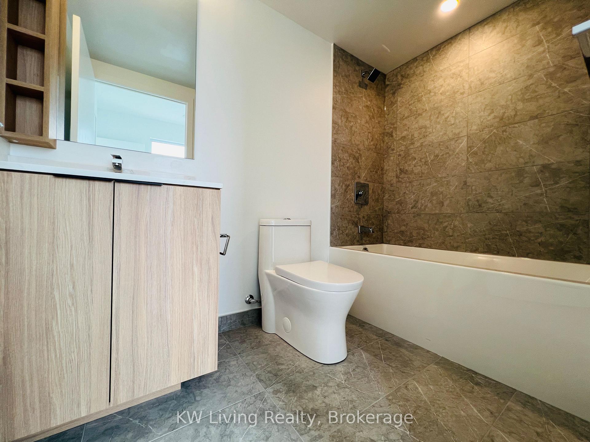 Photo 9 of Unit 4203, 82 Dalhousie Street, Toronto, Church-Yonge Corridor — HOMEH
