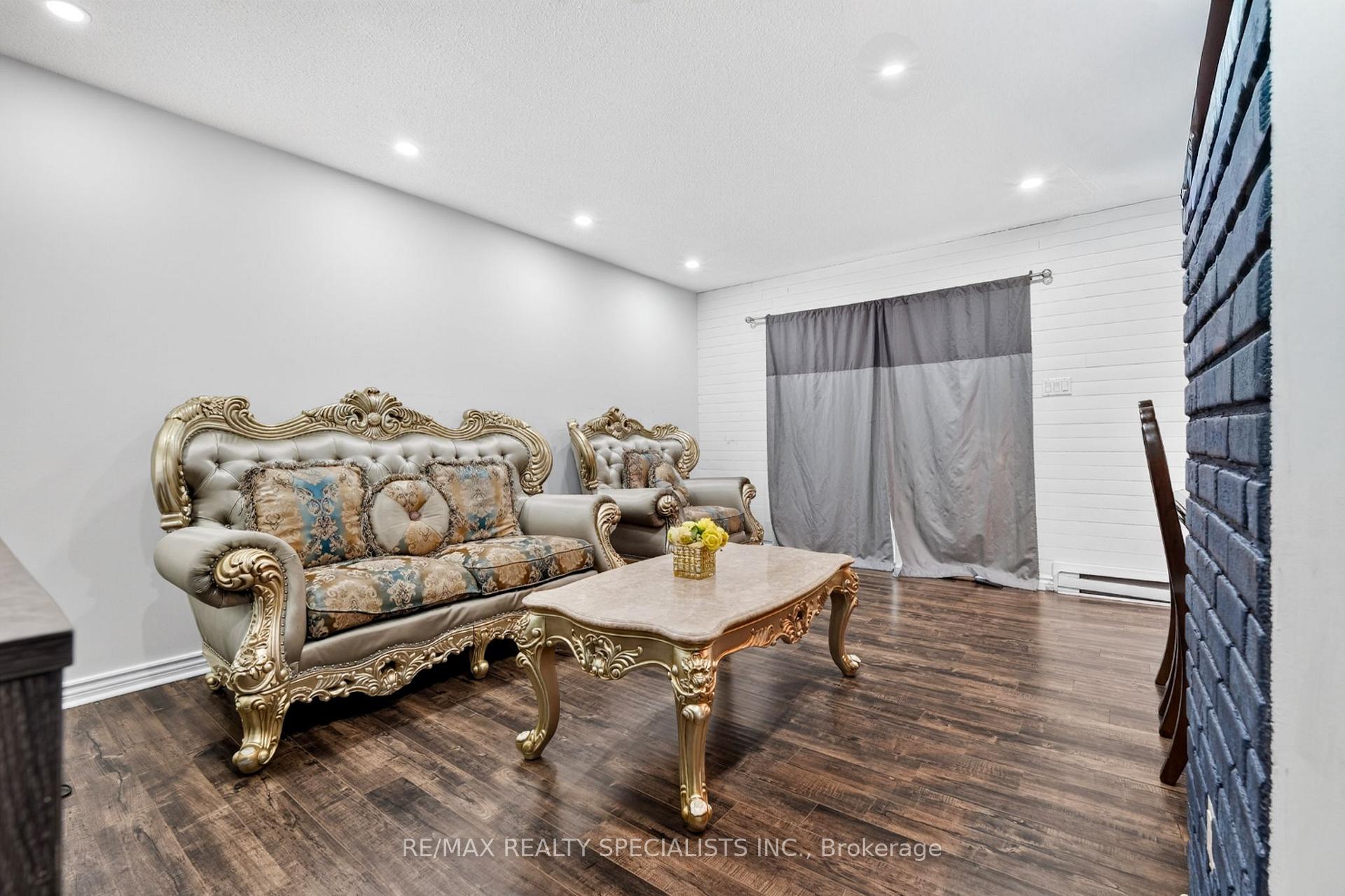 Photo 7 of 24 Garrison Square, Brampton, Northgate — HOMEH
