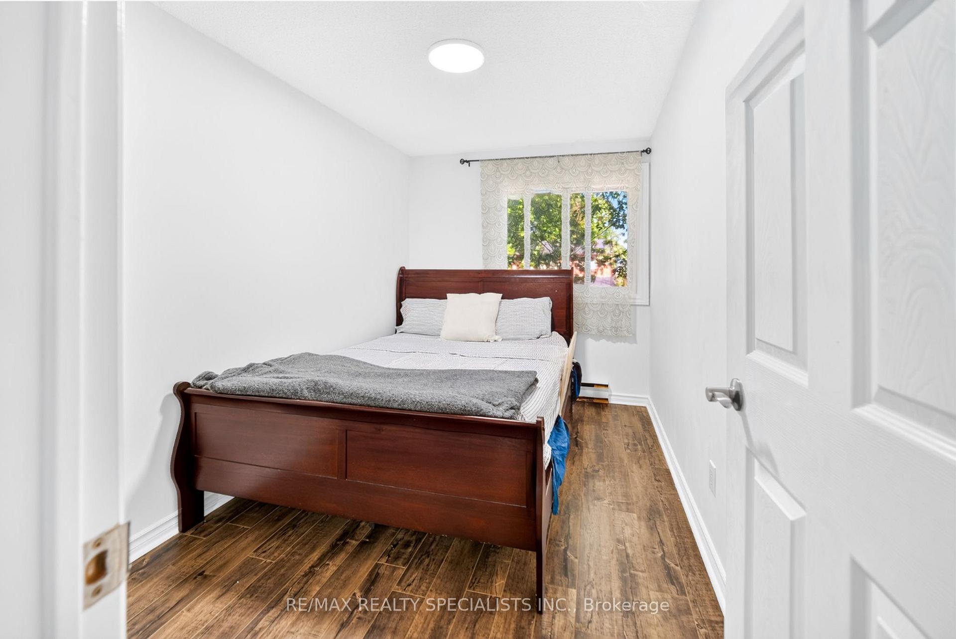 Photo 22 of 24 Garrison Square, Brampton, Northgate — HOMEH