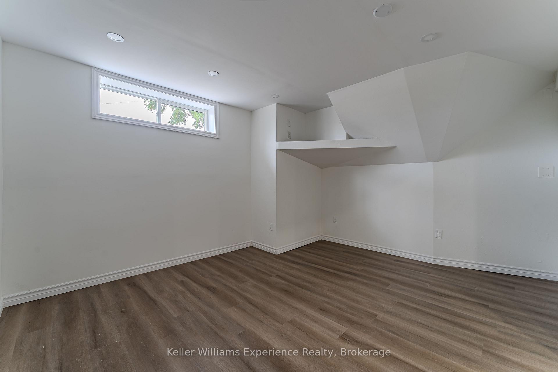 Photo 36 of 1088 8th Street E, Owen Sound — HOMEH
