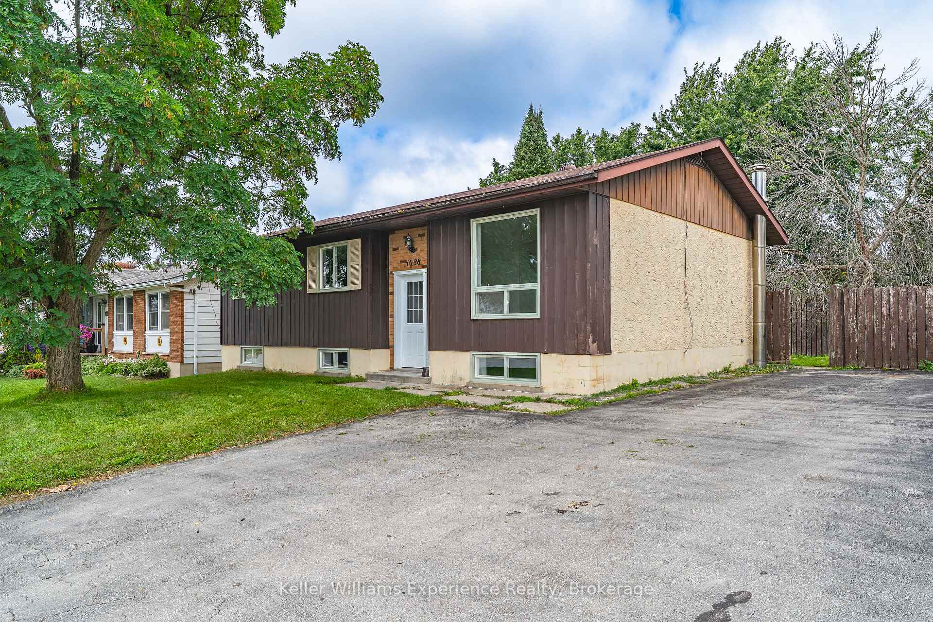 Photo 40 of 1088 8th Street E, Owen Sound — HOMEH