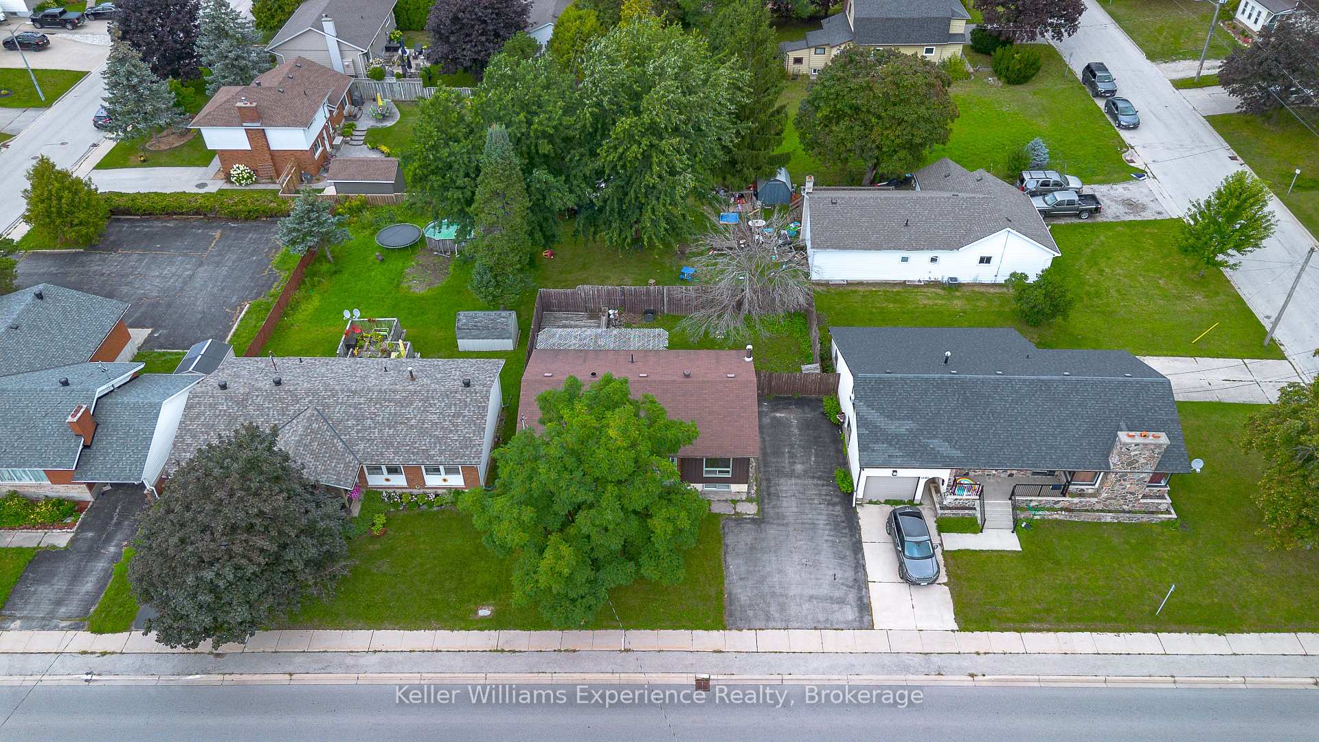 Photo 46 of 1088 8th Street E, Owen Sound — HOMEH