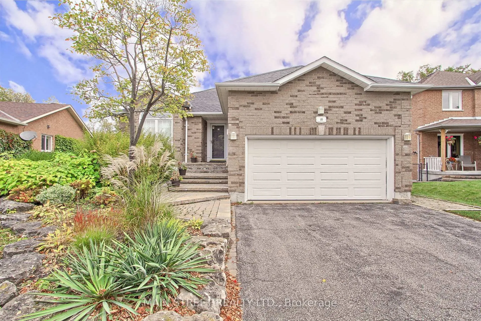 Photo 1 of 40 Chalmers Drive, Barrie, Painswick South — HOMEH