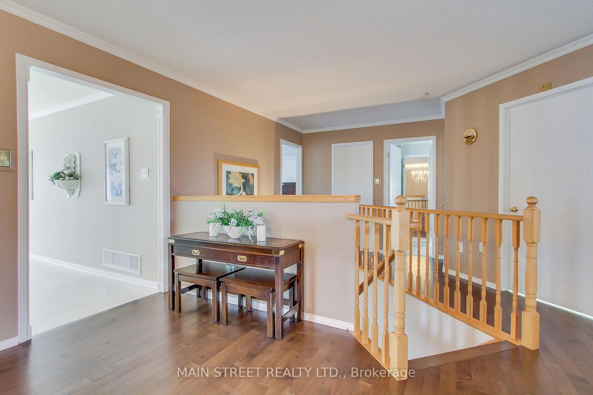 Photo 10 of 40 Chalmers Drive, Barrie, Painswick South — HOMEH