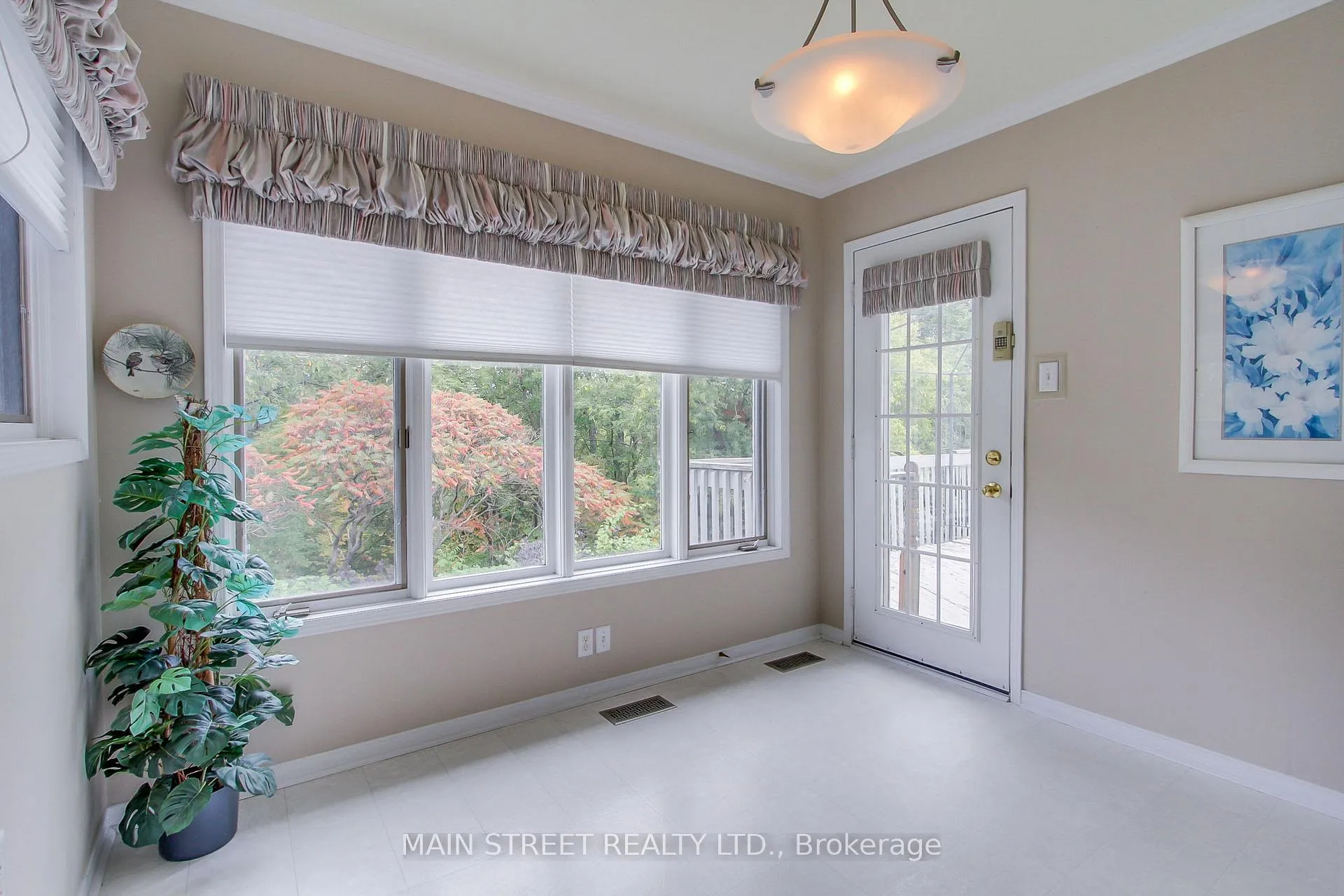 Photo 14 of 40 Chalmers Drive, Barrie, Painswick South — HOMEH