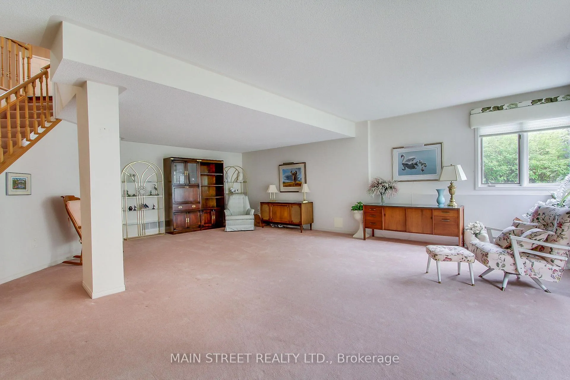 Photo 23 of 40 Chalmers Drive, Barrie, Painswick South — HOMEH