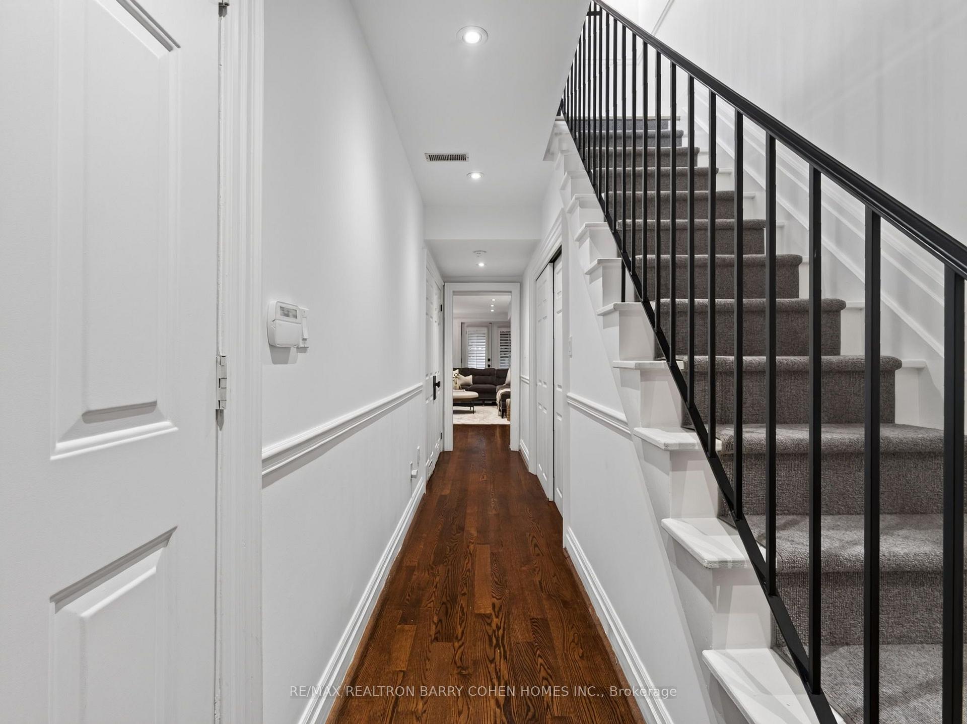 Photo 25 of 18 Joicey Boulevard, Toronto, Lawrence Park North — HOMEH