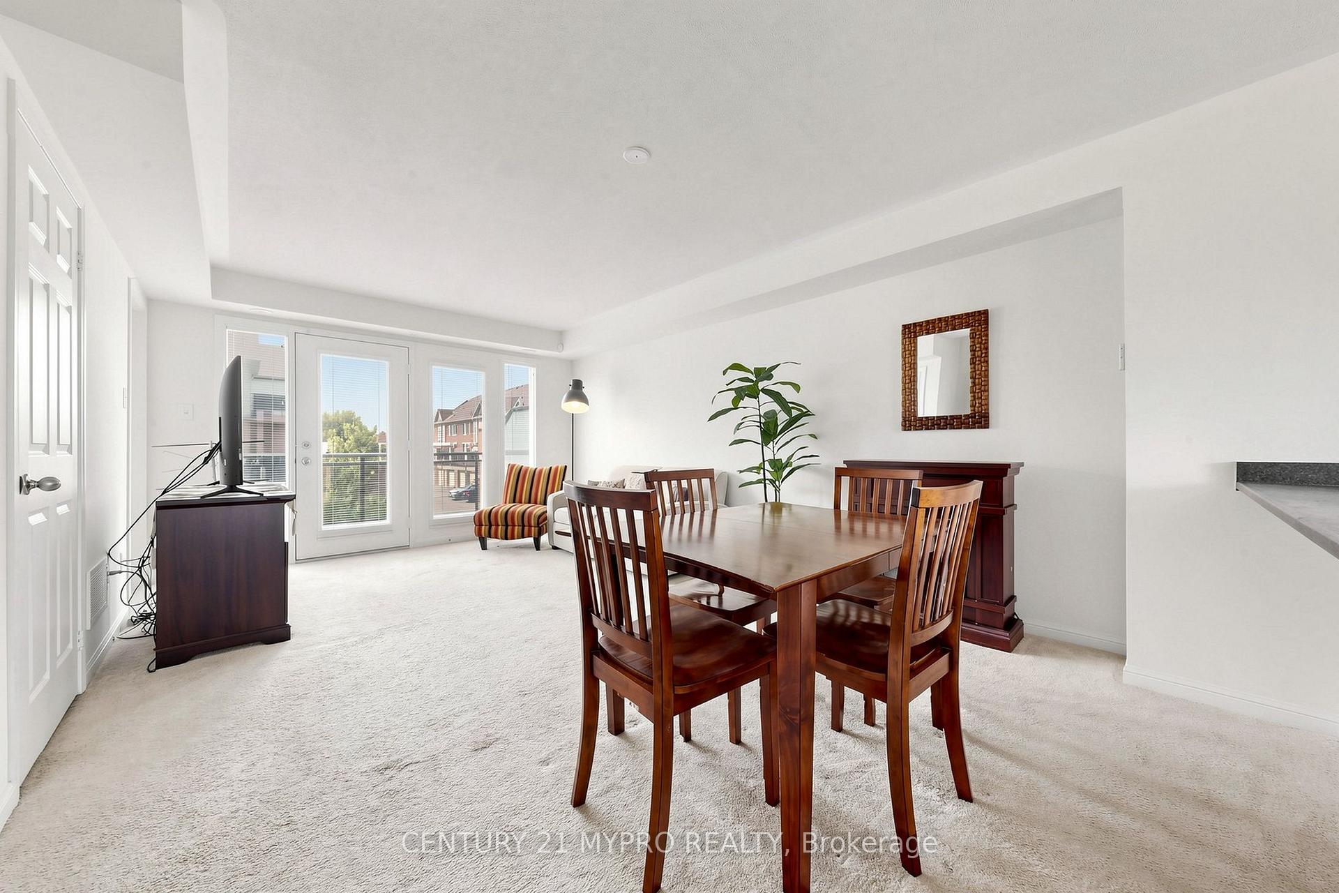 Photo 7 of Unit 3, 2895 Hazelton Place E, Mississauga, Central Erin Mills — HOMEH