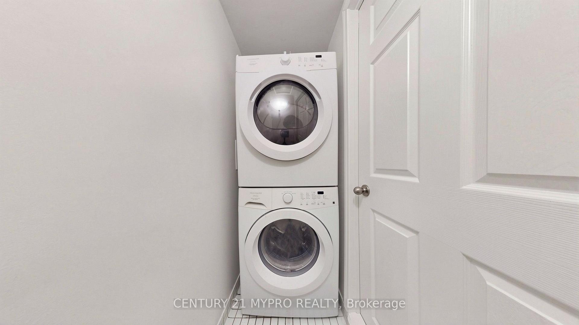 Photo 29 of Unit 3, 2895 Hazelton Place E, Mississauga, Central Erin Mills — HOMEH