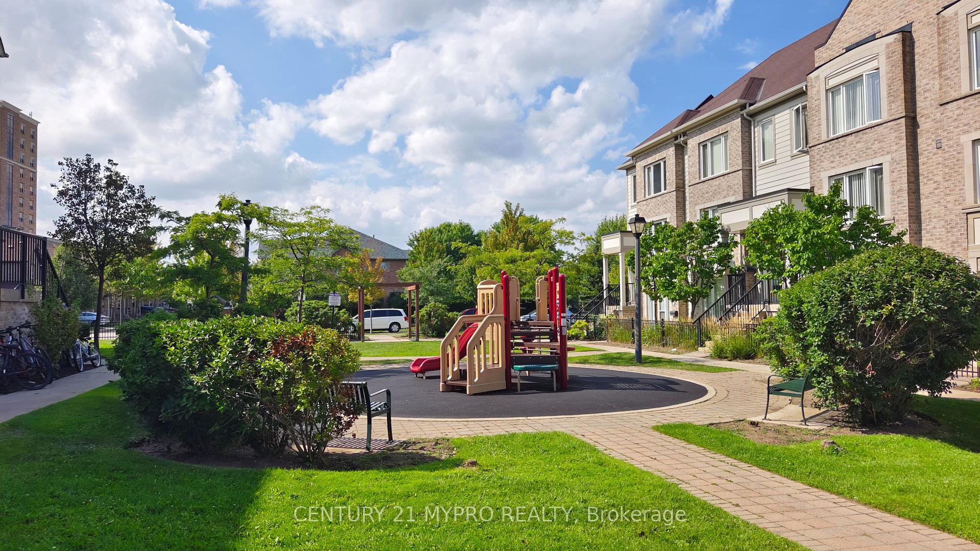 Photo 41 of Unit 3, 2895 Hazelton Place E, Mississauga, Central Erin Mills — HOMEH