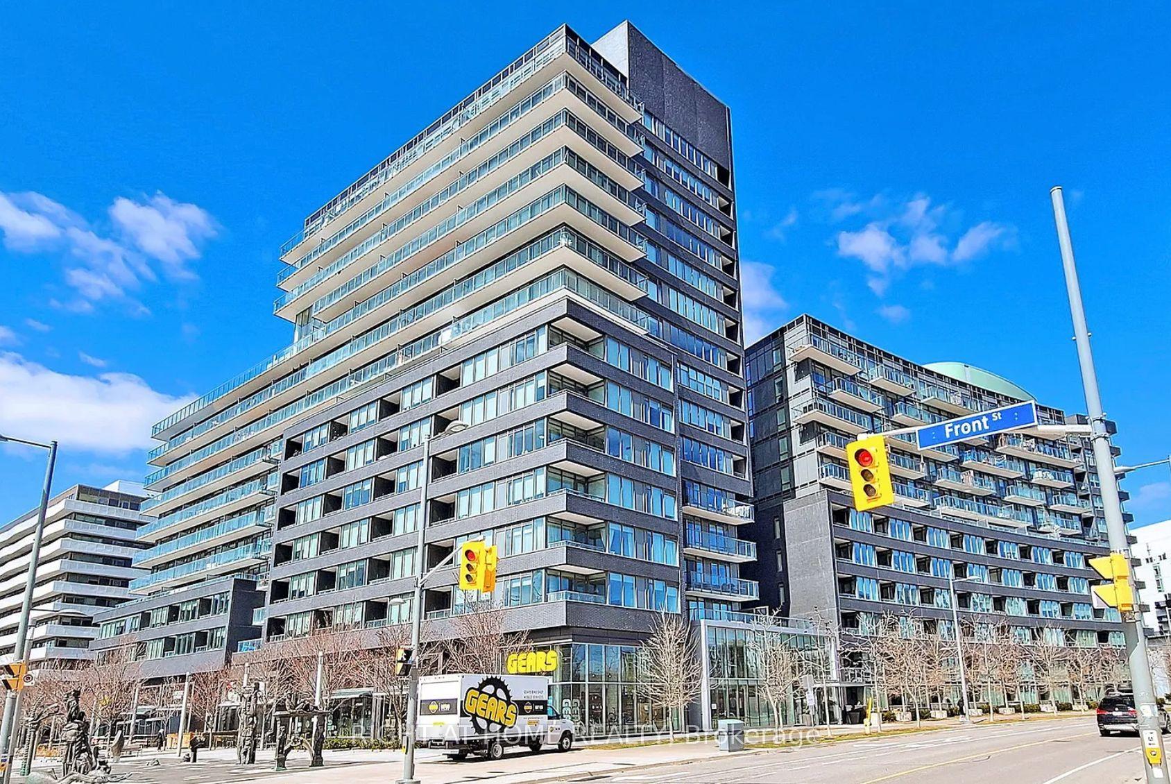 Front of Unit N525, 120 Bayview Avenue