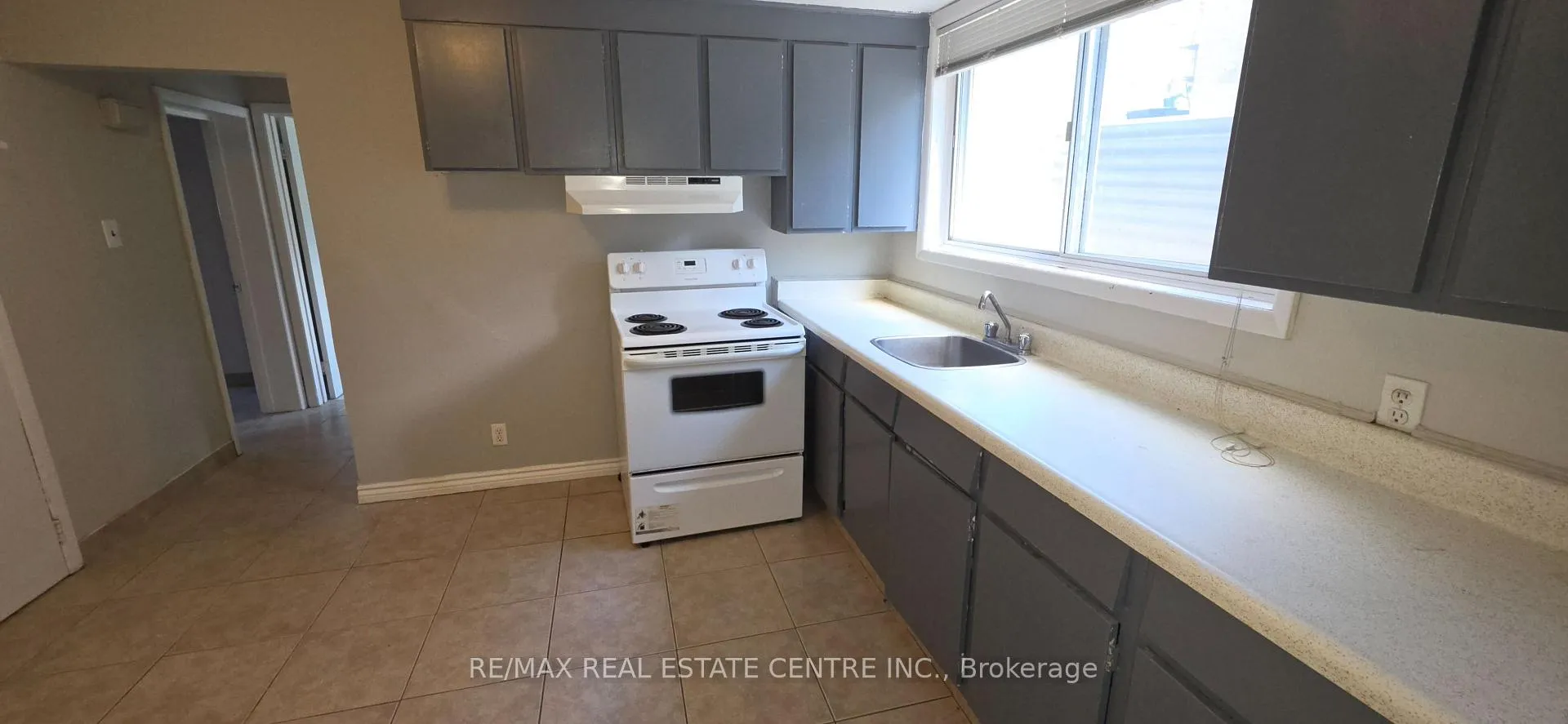 Photo 7 of 18 High Street, Waterloo, Lakeshore Village — HOMEH