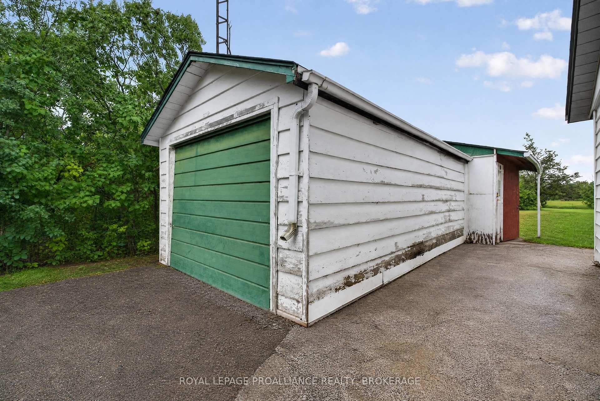 Photo 22 of 2871 Burbrook Road, Kingston, City North of 401 — HOMEH