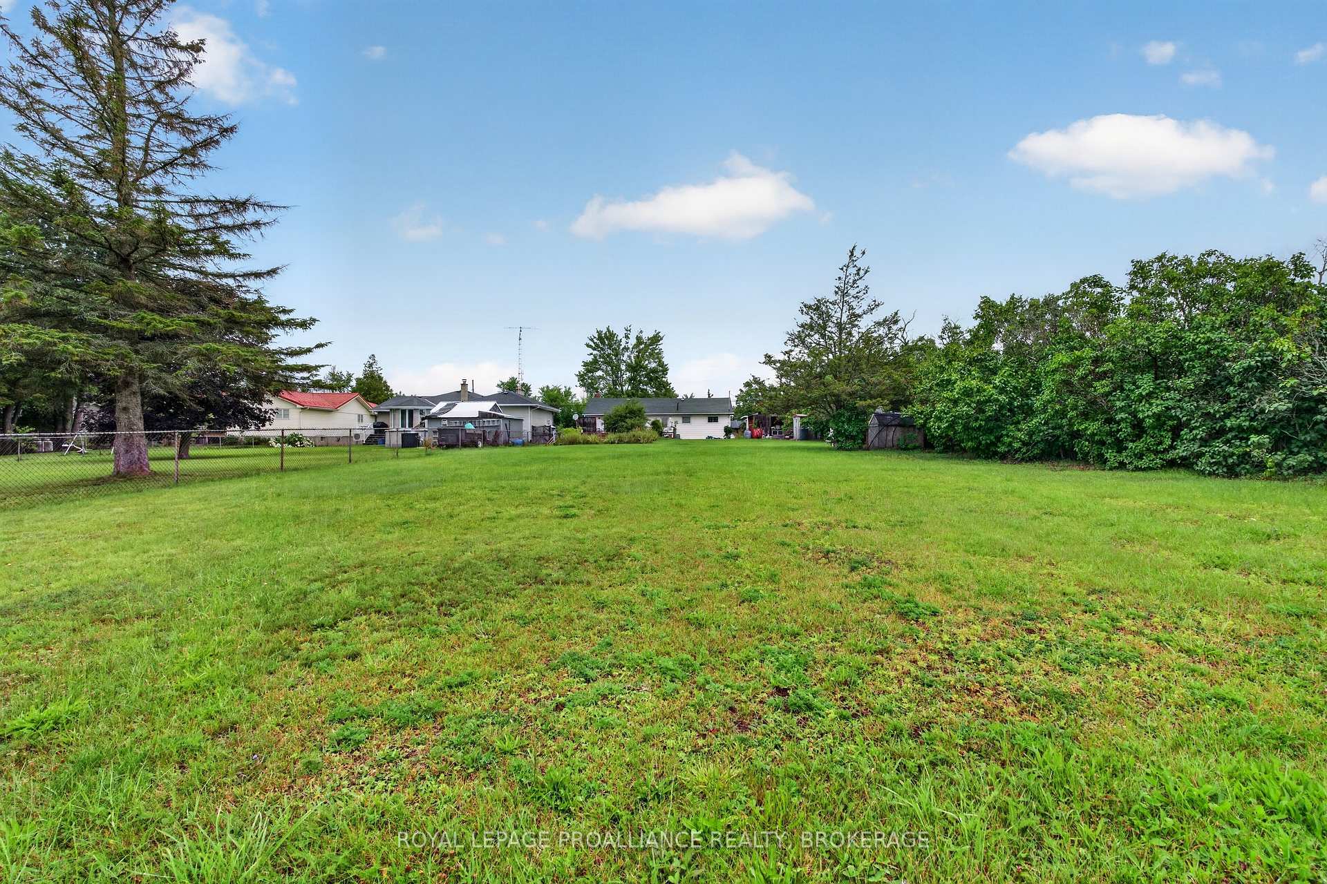 Photo 26 of 2871 Burbrook Road, Kingston, City North of 401 — HOMEH