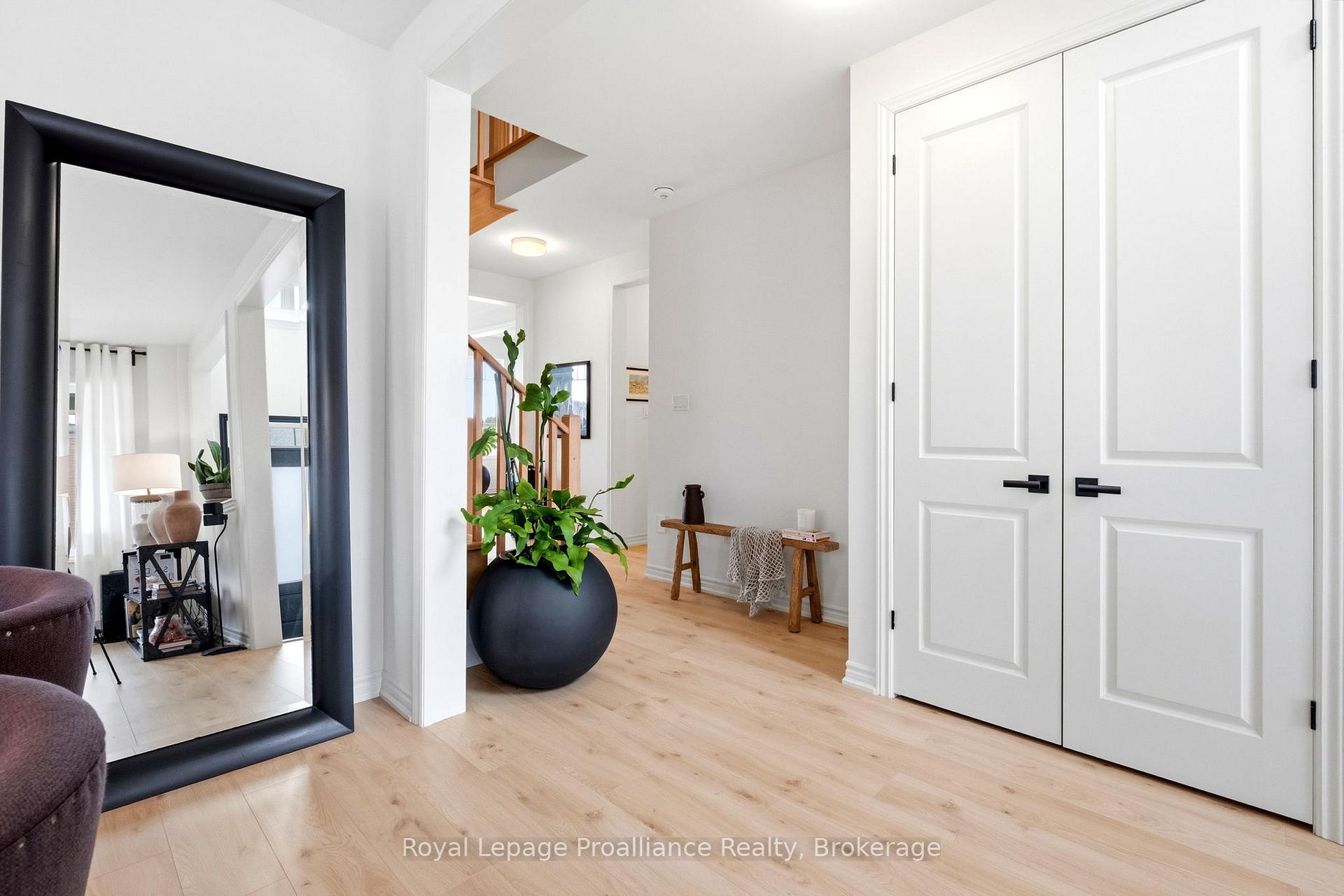 Photo 13 of 998 Trailsview Avenue, Cobourg — HOMEH