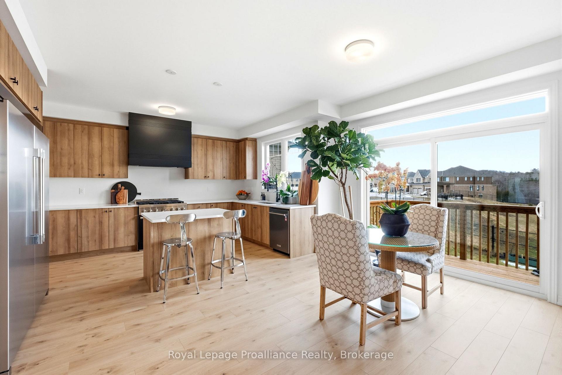 Photo 15 of 998 Trailsview Avenue, Cobourg — HOMEH