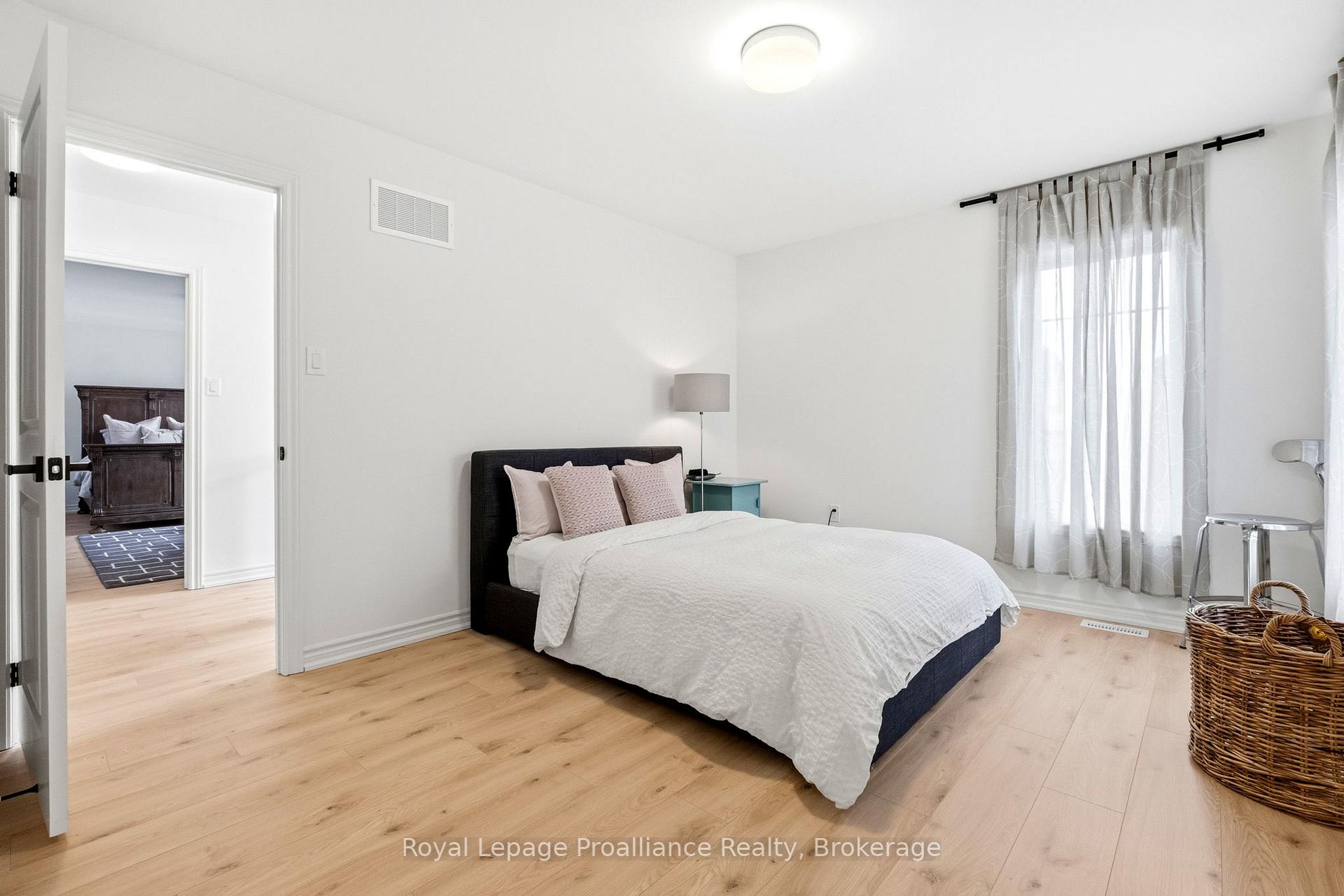 Photo 42 of 998 Trailsview Avenue, Cobourg — HOMEH