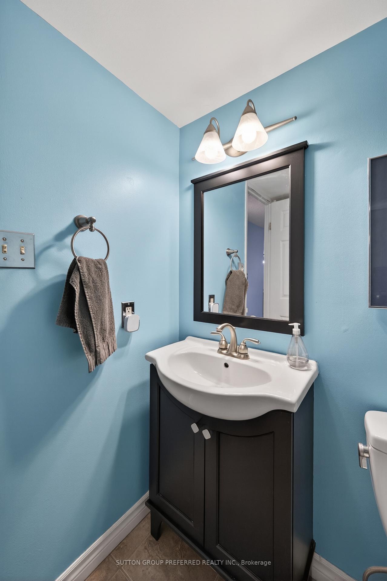 Photo 23 of Unit 704, 363 Colborne Street, London, East K — HOMEH