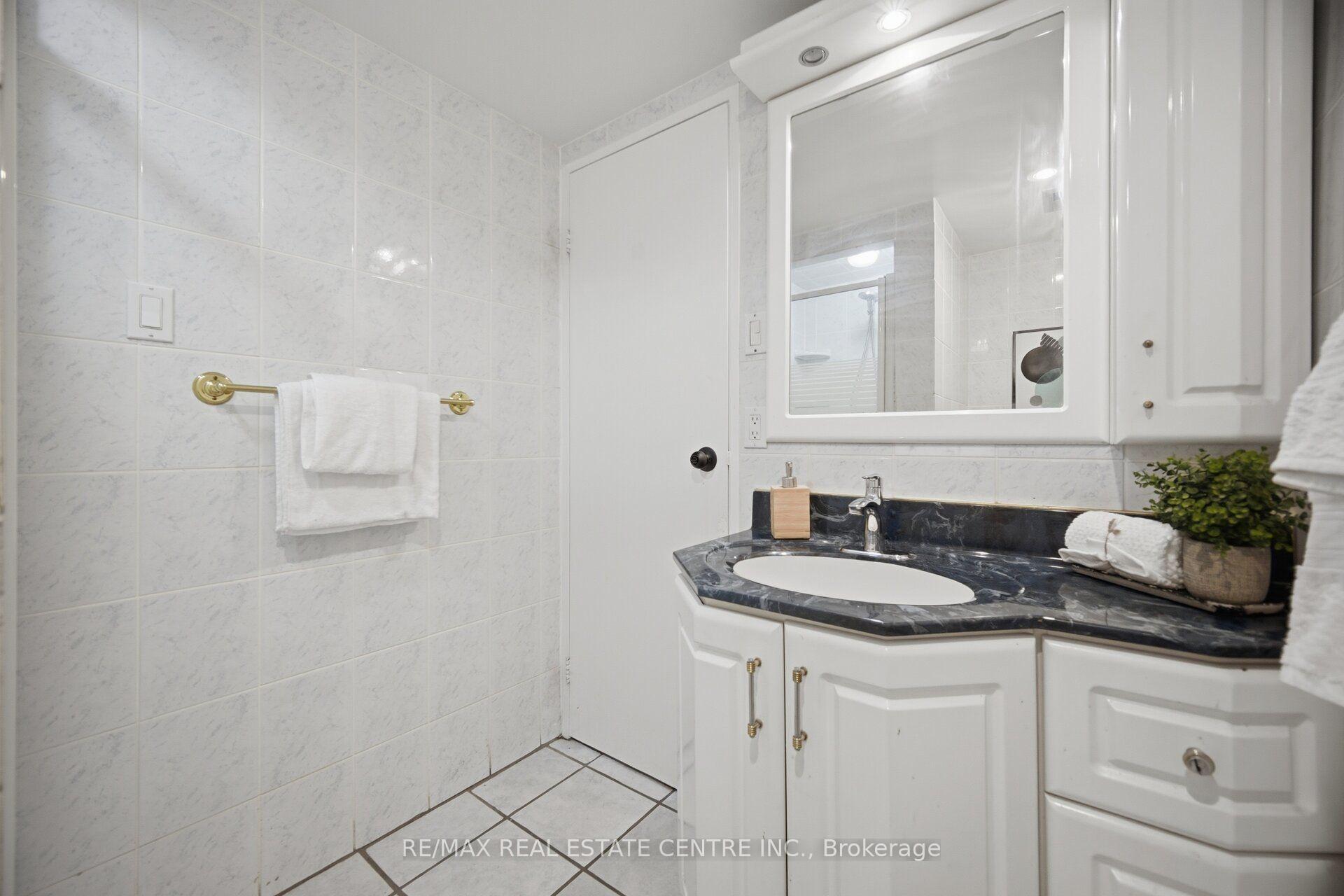 Photo 28 of Unit 2601, 3650 Kaneff Crescent, Mississauga, Mississauga Valleys — HOMEH