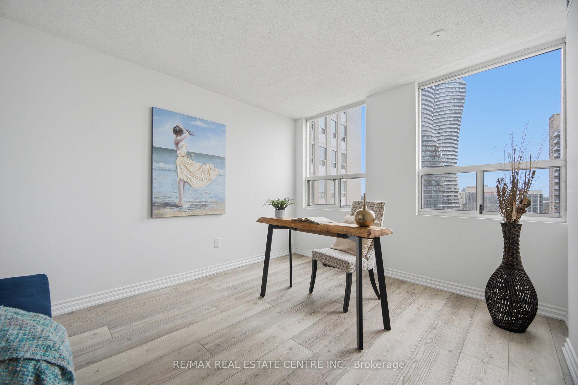 Photo 33 of Unit 2601, 3650 Kaneff Crescent, Mississauga, Mississauga Valleys — HOMEH