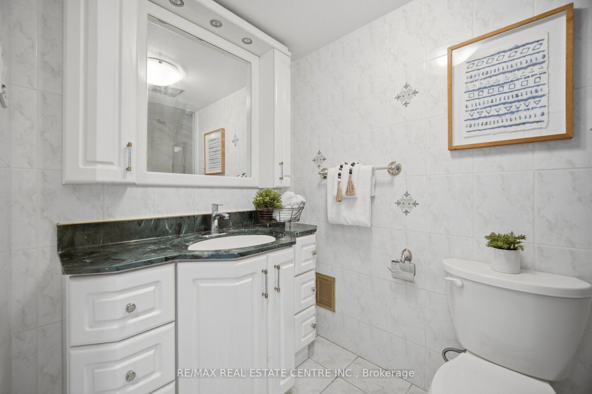 Photo 36 of Unit 2601, 3650 Kaneff Crescent, Mississauga, Mississauga Valleys — HOMEH