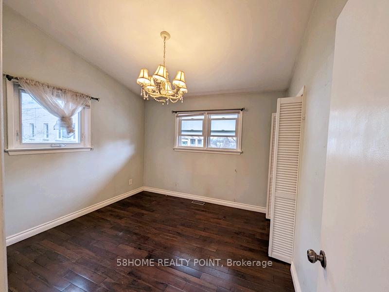 Photo 5 of 11 St Vincent Street, Barrie, North Shore — HOMEH